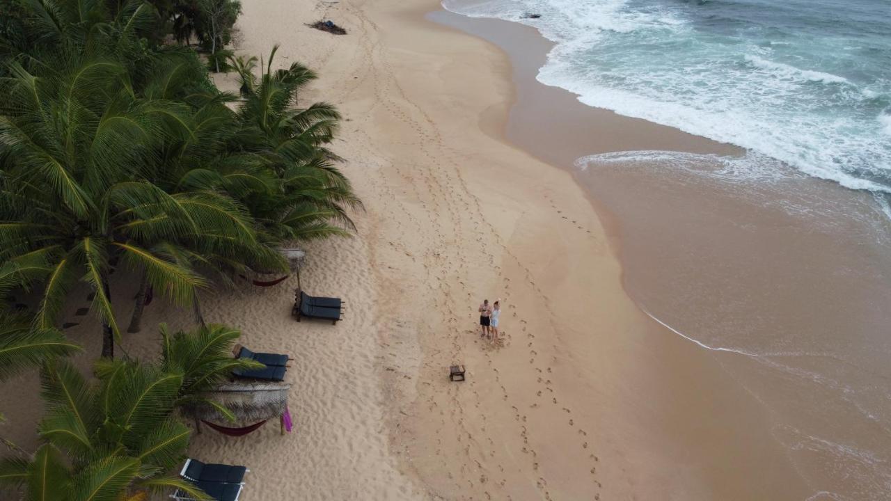 Marakolliya Beach Resort Tangalle Eksteriør bilde