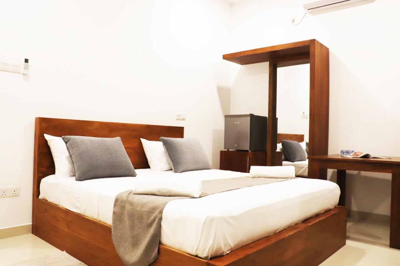 Marakolliya Beach Resort Tangalle Eksteriør bilde