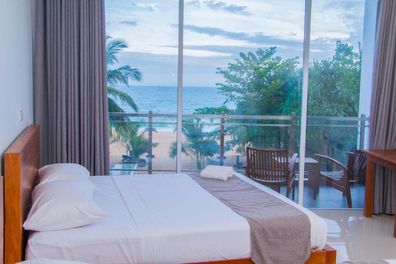 Marakolliya Beach Resort Tangalle Eksteriør bilde