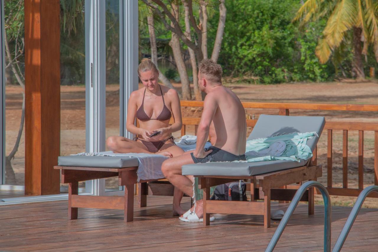 Marakolliya Beach Resort Tangalle Eksteriør bilde