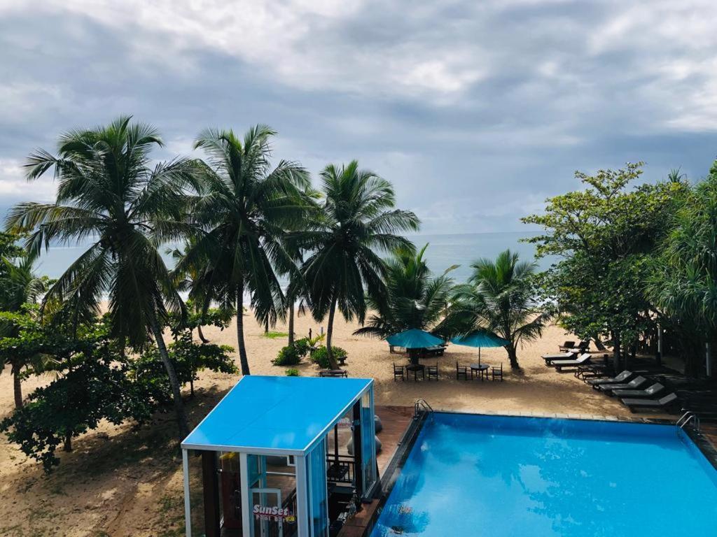 Marakolliya Beach Resort Tangalle Eksteriør bilde